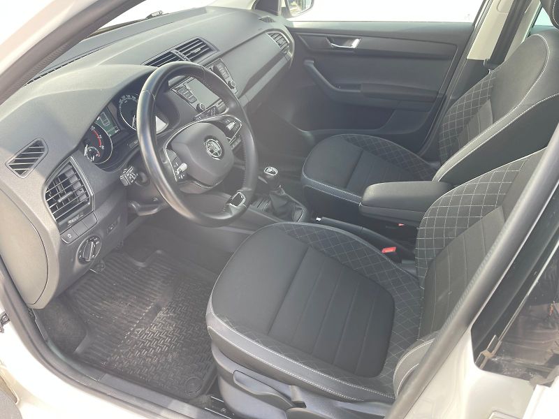 Škoda Fabia (2022) Combi 1,0 TSI / 70 kW Ambition - fotka 7 z 30