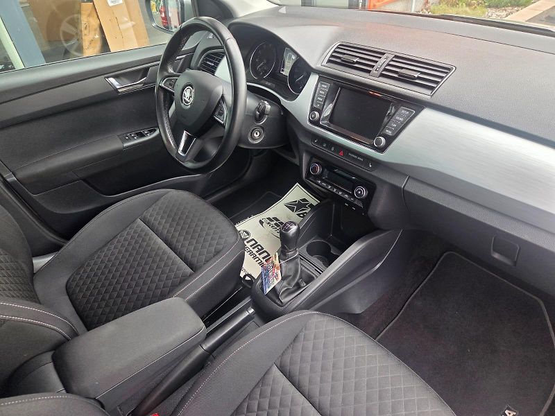 Škoda Fabia (2017) 1.0 TSI SERVISI KNÍŽKA - fotka 5 z 10