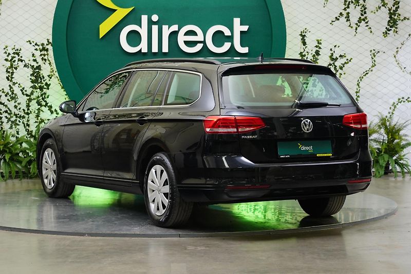 Volkswagen Passat - fotka 7 z 26