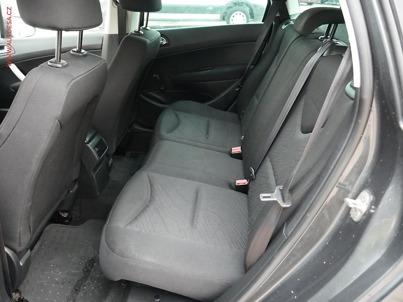 Peugeot 308 (2013) 1.6i, ČR, AAC - fotka 10 z 14