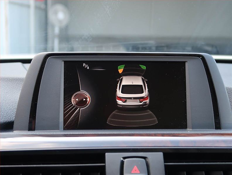 BMW Řada 4 (2015) 420i, Automat, Serv.kniha - fotka 19 z 21
