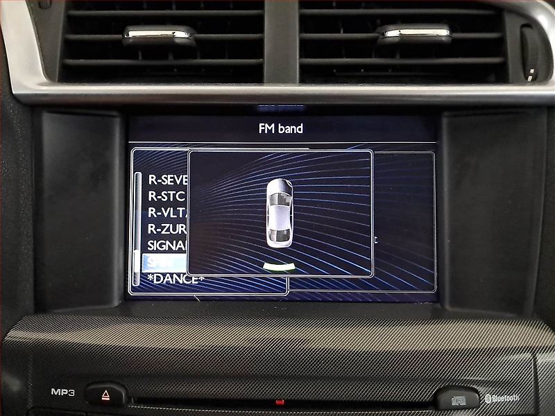 Citroën C4 (2012) 1.6 HDi, Automat, Tempomat - fotka 16 z 17