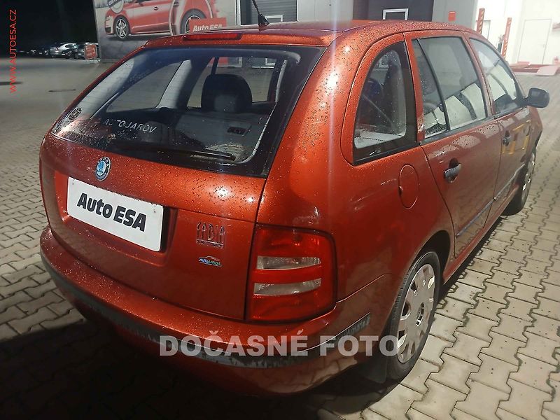 Škoda Fabia (2002) 1.4i, ČR - fotka 2 z 3