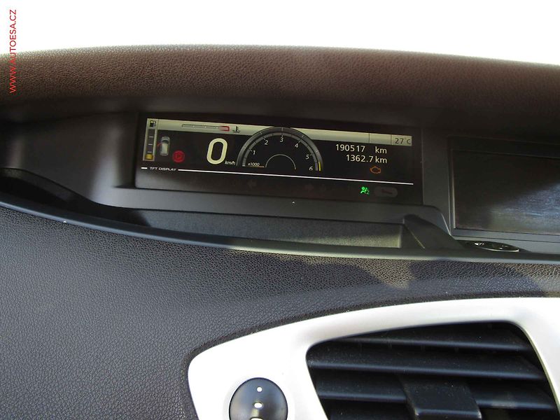 Renault Grand Scénic (2009) 1.9 dCi, 1.maj, Panor, tempo - fotka 12 z 19