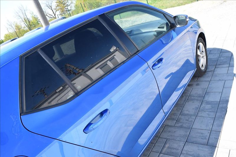 Škoda Fabia 1,0 MPI 55KW VÝHŘEV ALU LPG - fotka 10 z 52