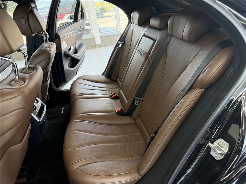 Mercedes-Benz Třídy S 3,0 S350d,AMG packet, 4Matic - fotka 30 z 37