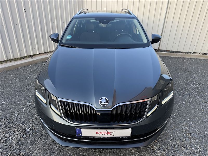 Škoda Octavia 2,0 TSI 140kW DSG L&K 4x4 DPH - fotka 6 z 50