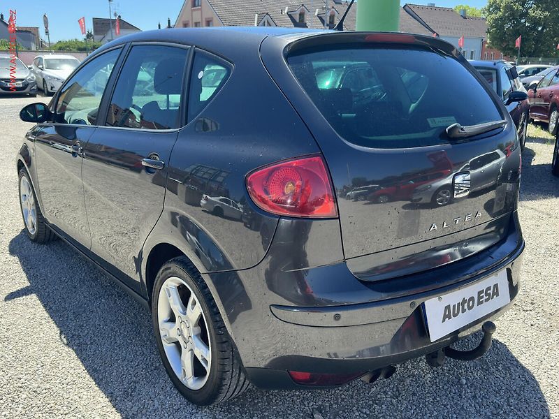 Seat Altea (2006) 2.0 TDi, DSG, AC, temp - fotka 6 z 17