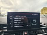 Audi RS 4 2.9 TFSI/331kW RS Dynamic pake - náhled 25
