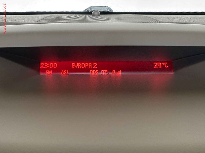 Opel Meriva (2011) 1.7 CDTi, AT - fotka 11 z 15