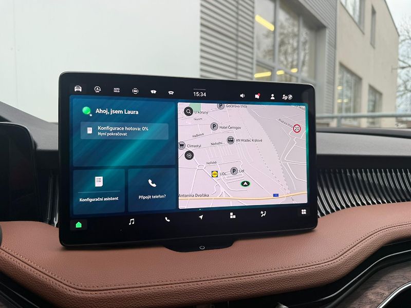 Škoda Superb Combi L&K 2.0 TDI 142kW 4x4 DS - fotka 10 z 27