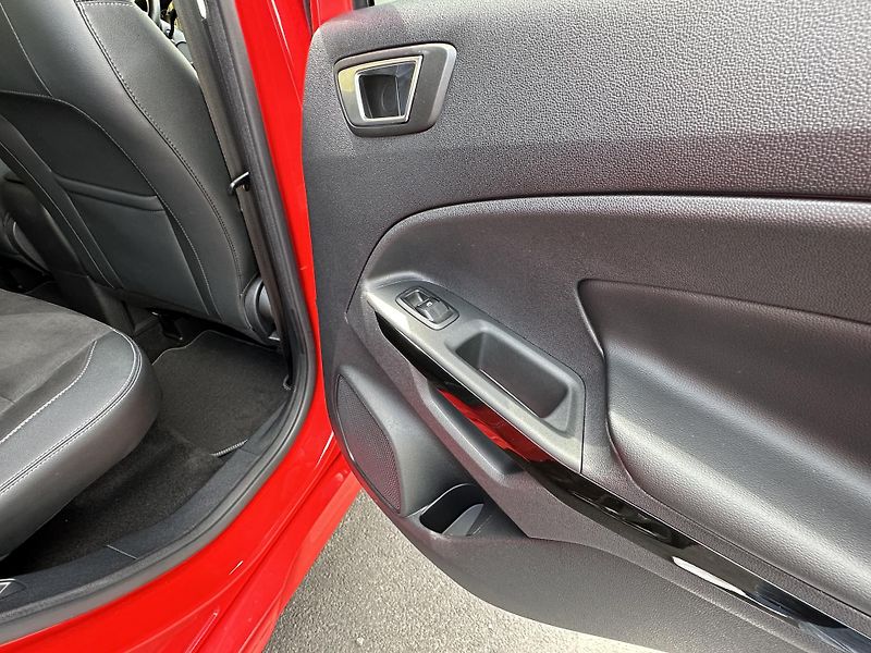 Ford EcoSport (2018) 1.0/92kW * ST-Line * Xenon - fotka 30 z 41