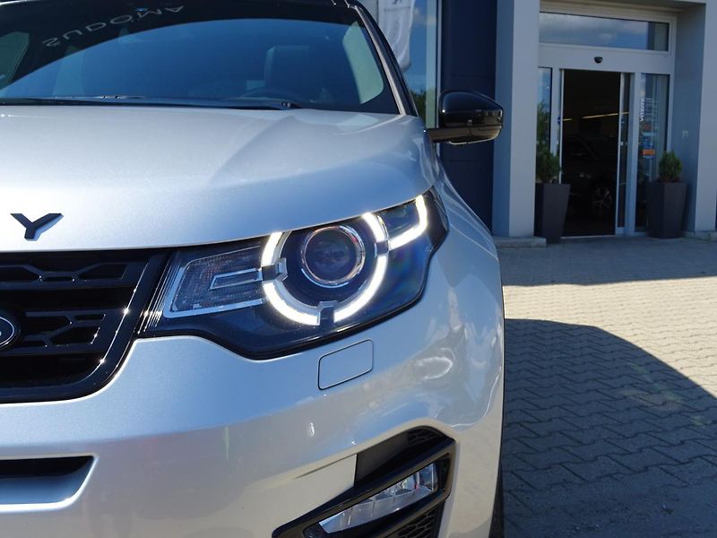 Land Rover Discovery Sport (2016) 2.0 TD4 HSE AWD AUT - fotka 3 z 52