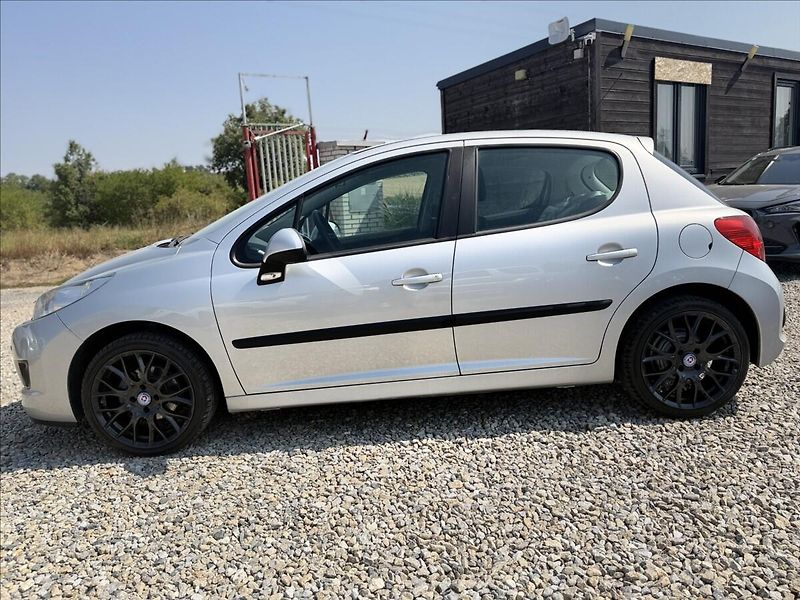 Peugeot 207 1,6 HDI KLIMA +SADA KOL 79tKm - fotka 8 z 25