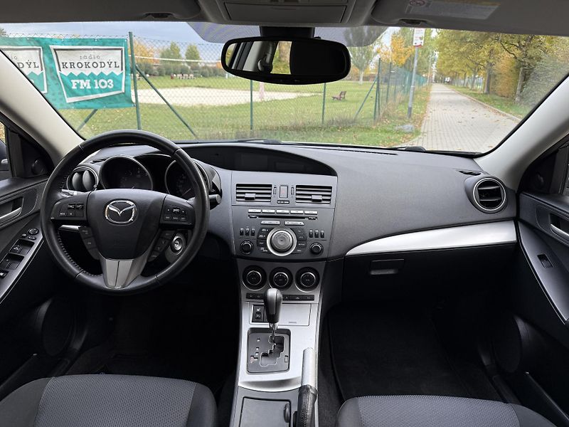 Mazda 3 2.0 Exclusive-Line AUTOMAT - fotka 24 z 33