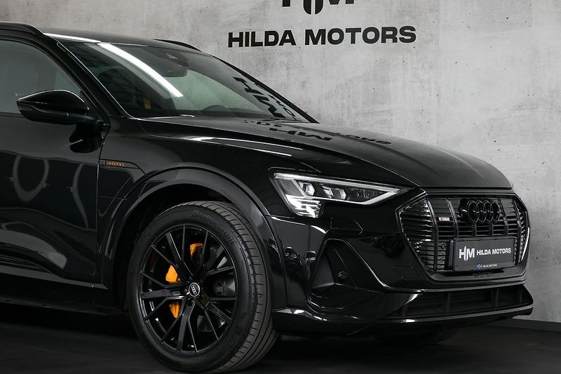 Audi e-tron 55 300kW S-line BlackEdi NV TZ - fotka 6 z 44