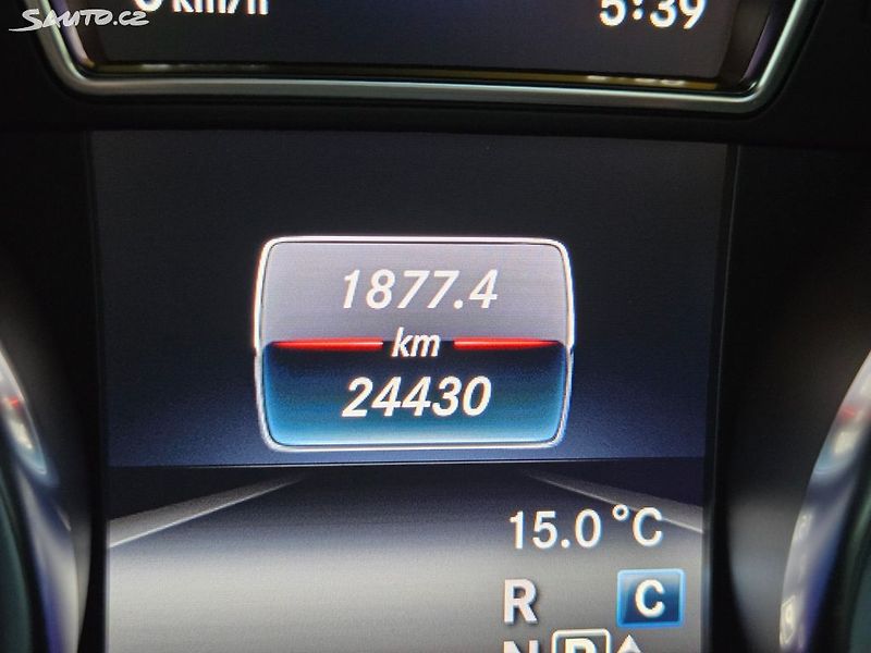 Mercedes-Benz GLE (2019) 400 TOP STAV naj 24 tis.km. - fotka 33 z 48