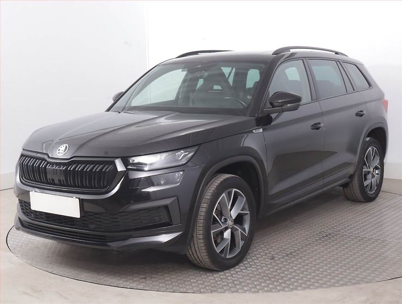 Škoda Kodiaq (2023) Sportline 2.0 TDI - fotka 2 z 24