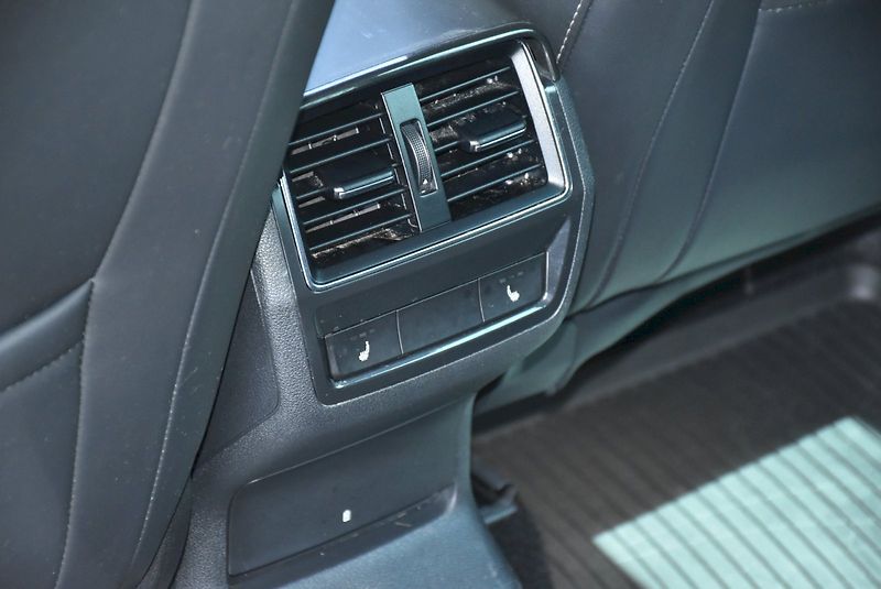 Škoda Kodiaq (2019) Style Plus 2.0 TDI 140 kW 4x4 - fotka 26 z 35