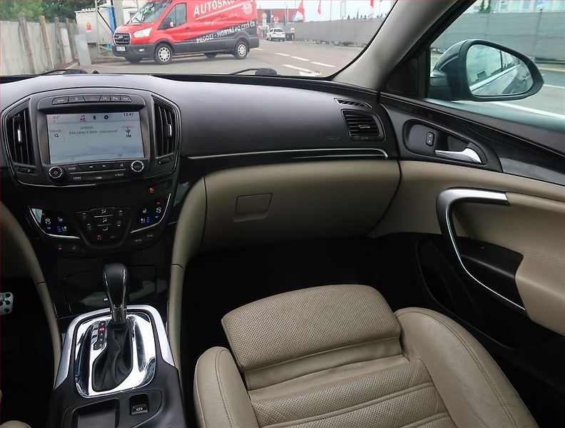 Opel Insignia (2014) 2.0 BiTurbo CDTI, ČR,1.maj - fotka 8 z 22