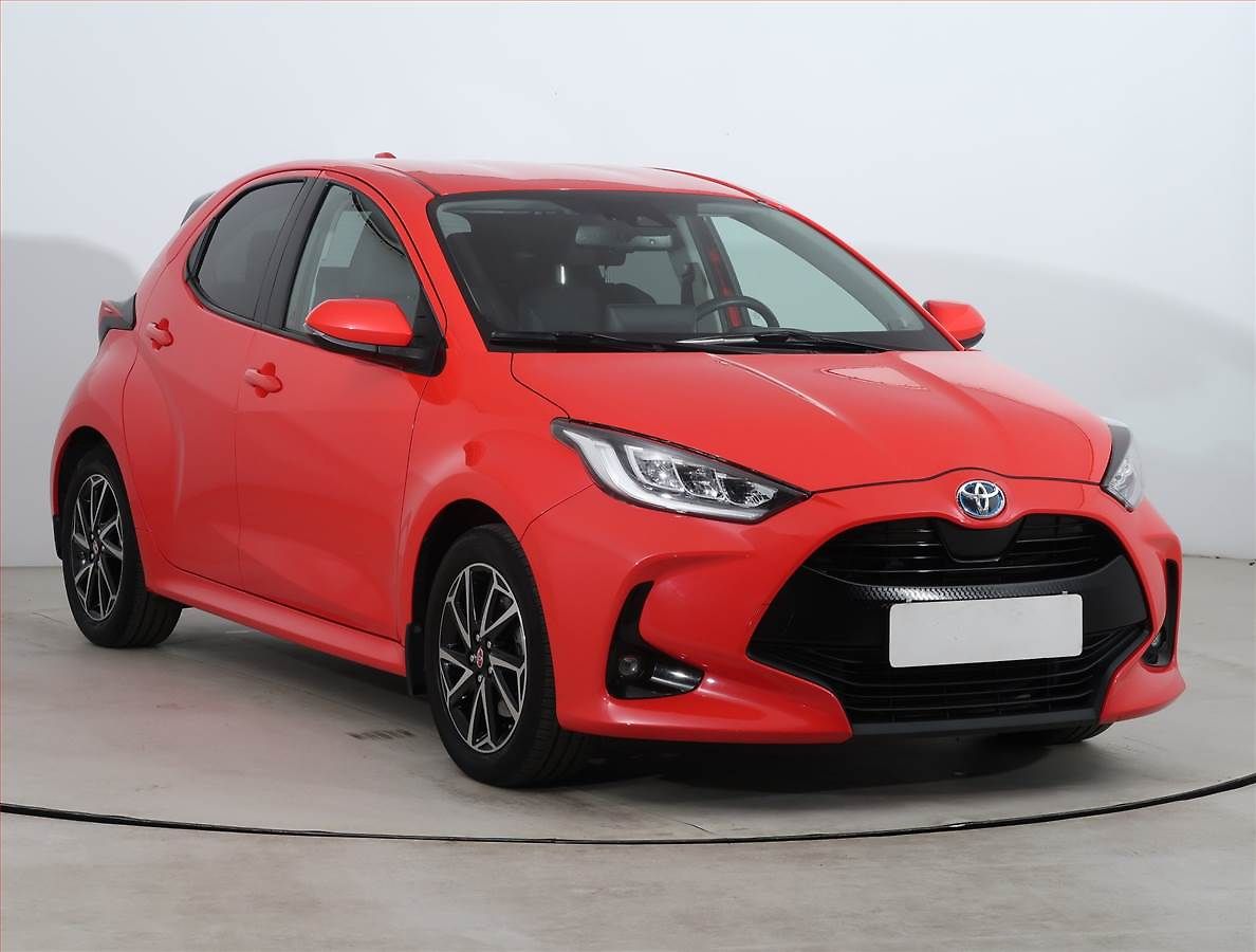 Toyota Yaris kniha, Tempomat, Park. senzory