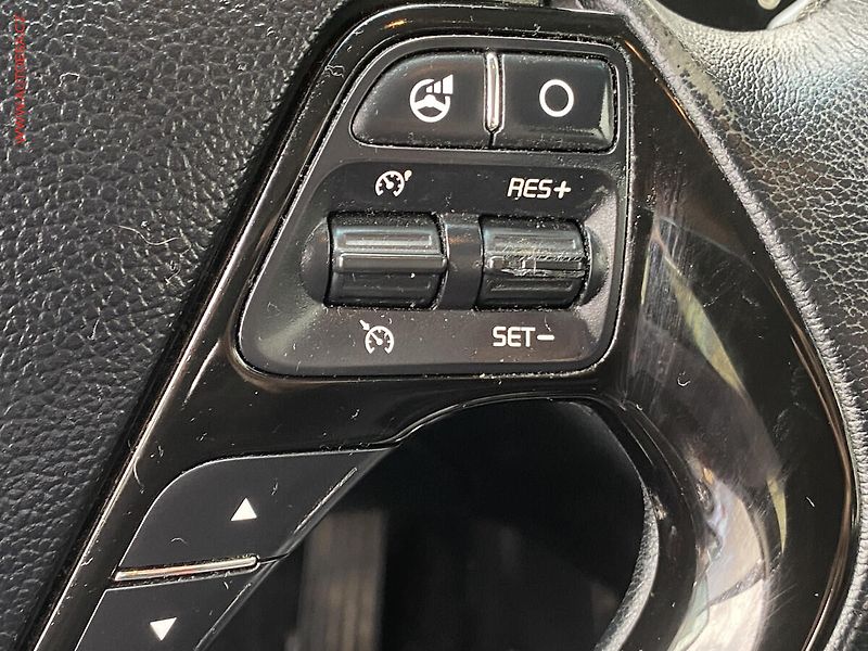 Kia Ceed (2017) 1.6GDi, ČR, AC, kamera - fotka 13 z 19