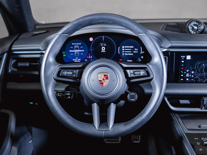 Porsche Macan 4S InnoDrive PASM 360 Venti - fotka 14 z 21