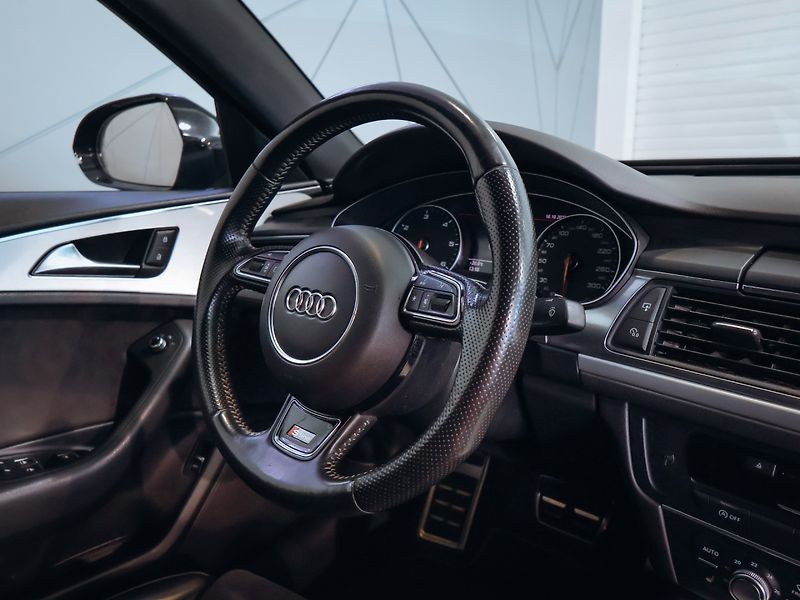 Audi A6 3.0 BiTDI, Quattro S-line - fotka 22 z 29
