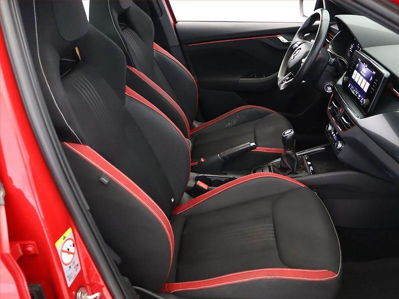 Škoda Kamiq (2021) Monte Carlo 1.0 TSI - fotka 7 z 20