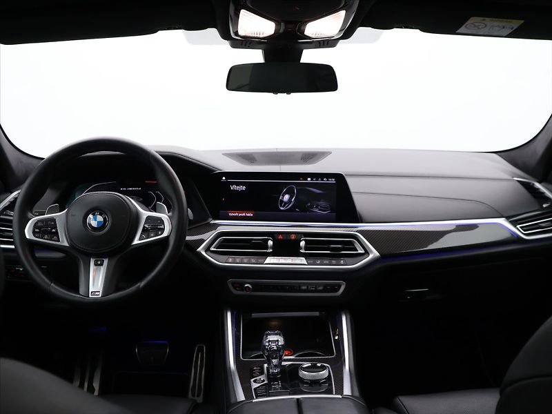 BMW X6 3,0 294kW M50d M-Paket DPH - fotka 23 z 30