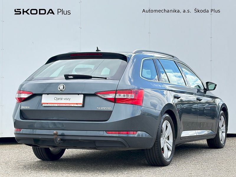 Škoda Superb (2017) Combi 2.0 TDI / 110kW / AMBITI - fotka 2 z 35