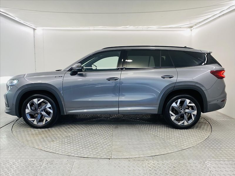 Škoda Kodiaq 2,0 TDI 142kW DSG 4x4 SportLin - fotka 3 z 30