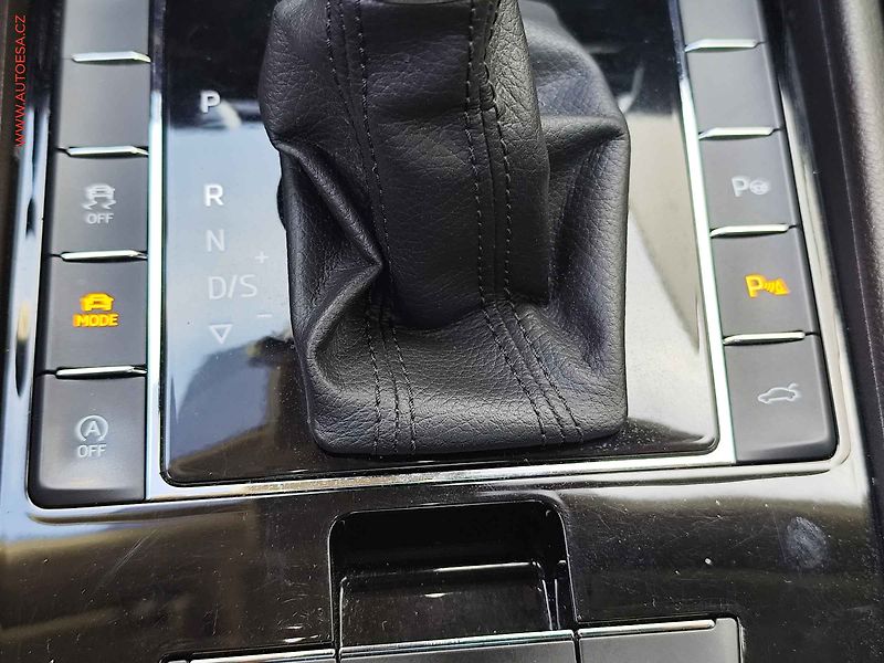 Škoda Superb (2016) 2.0TSi 4x4, ČR, DSG, bixen - fotka 24 z 37