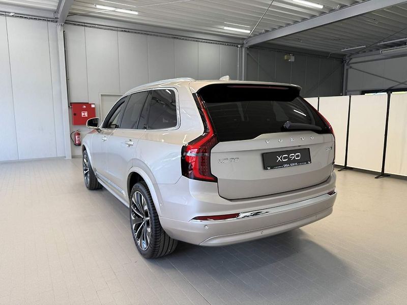 Volvo XC90 (2026) B5 2.0L 250+14k AT8 AWD PLUS B - fotka 3 z 7