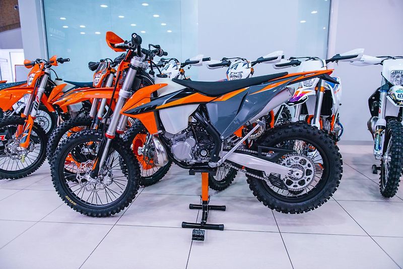 KTM 250 EXC TPI Nová 0KM - fotka 2 z 20
