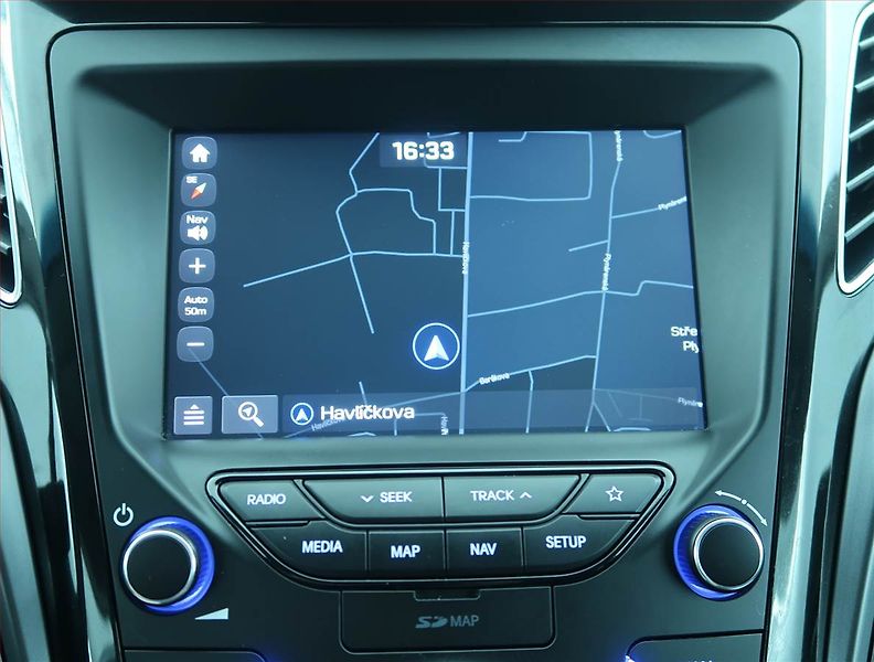 Hyundai i40 (2019) 1.6 CRDi, Serv.kniha, Navi - fotka 13 z 18