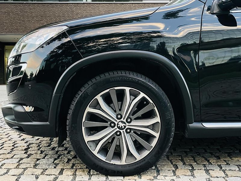 Peugeot 4008 1.8HDI 4x4 VÝHŘEV KAMERA TAŽNÉ - fotka 47 z 47