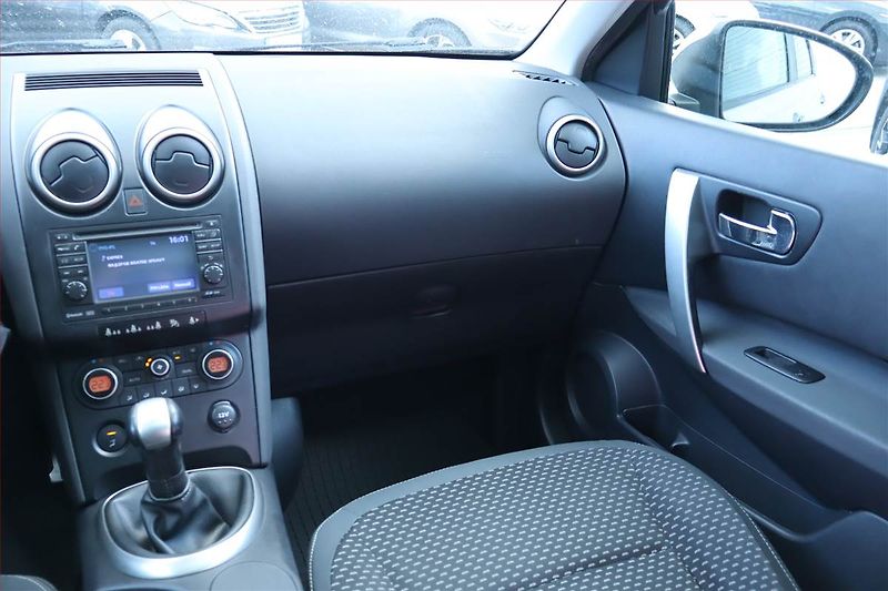 Nissan Qashqai (2009) 1.6, Serv.kniha, Navi - fotka 8 z 20