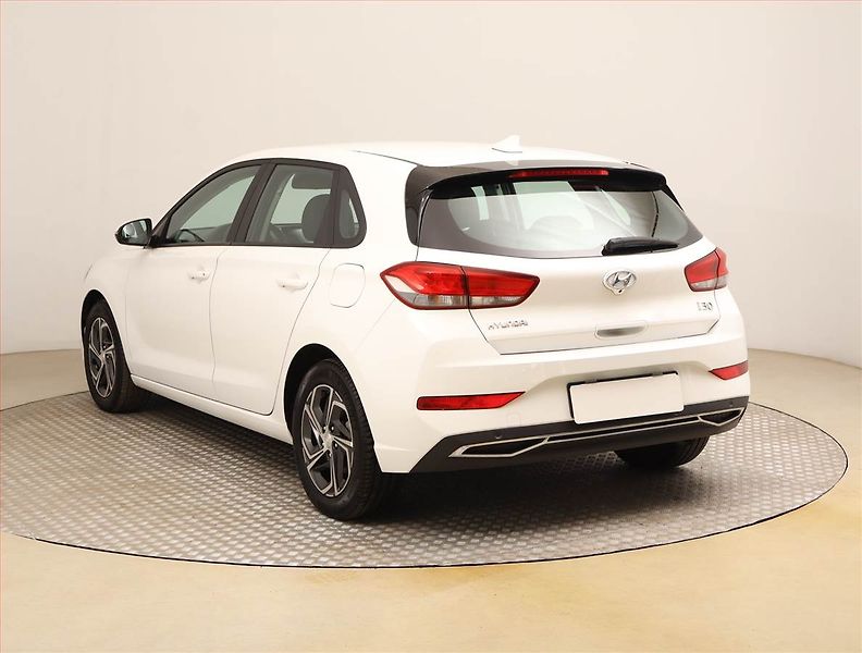 Hyundai i30 (2022) 1.5 DPI, ČR,1.maj, Serv.kniha - fotka 4 z 21