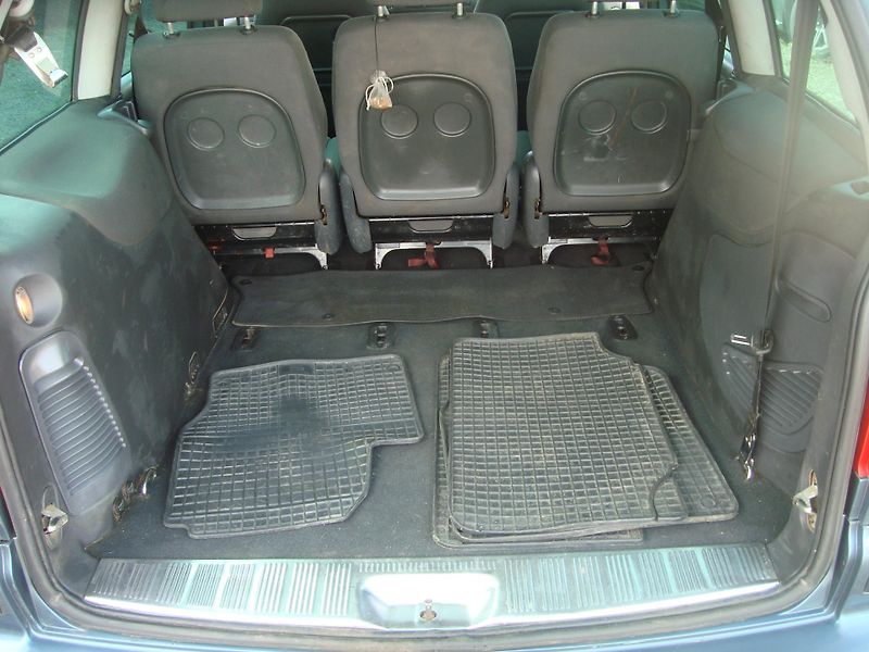 Volkswagen Sharan (2001) 1,9TDI - fotka 7 z 18