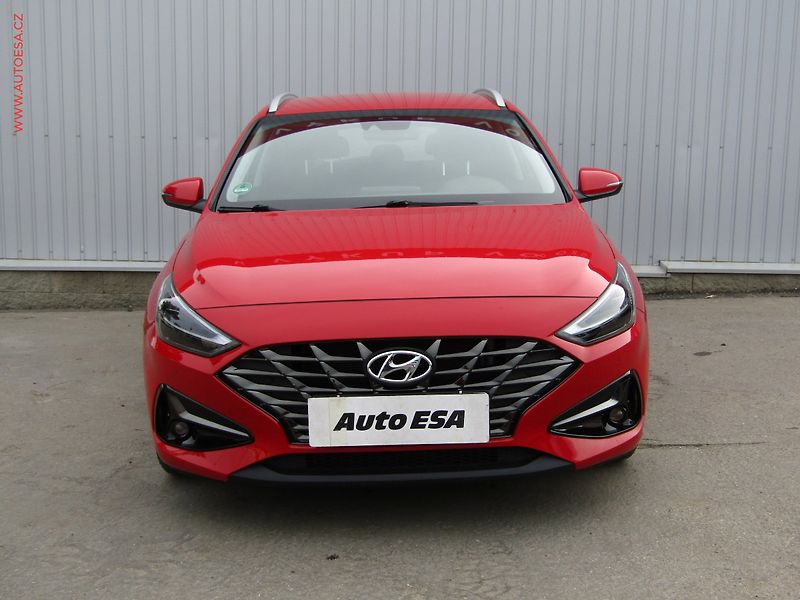 Hyundai i30 (2023) 1.0 T-GDi, ČR, AC, tempo - fotka 2 z 20