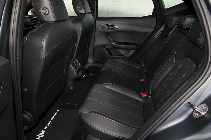 Cupra Formentor 2.0TSI 140kW DSG Matrix ZÁRUKA - fotka 14 z 37
