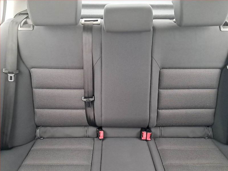 Škoda Octavia (2004) 1.6, nová STK, Tažné - fotka 10 z 17