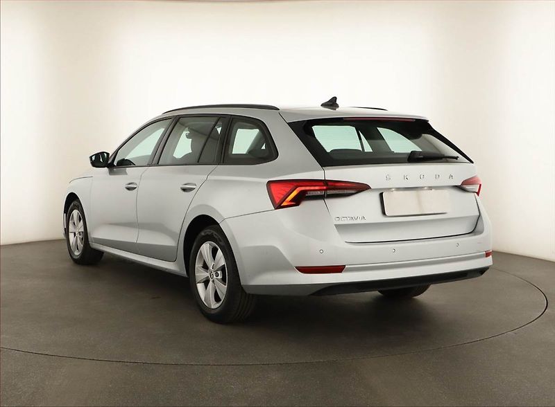 Škoda Octavia (2023) 2.0 TDI, Automat, Navi - fotka 4 z 14