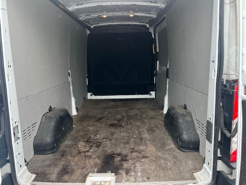 Ford Transit (2019) Van L3H2 Trend 350 CZ - fotka 12 z 12