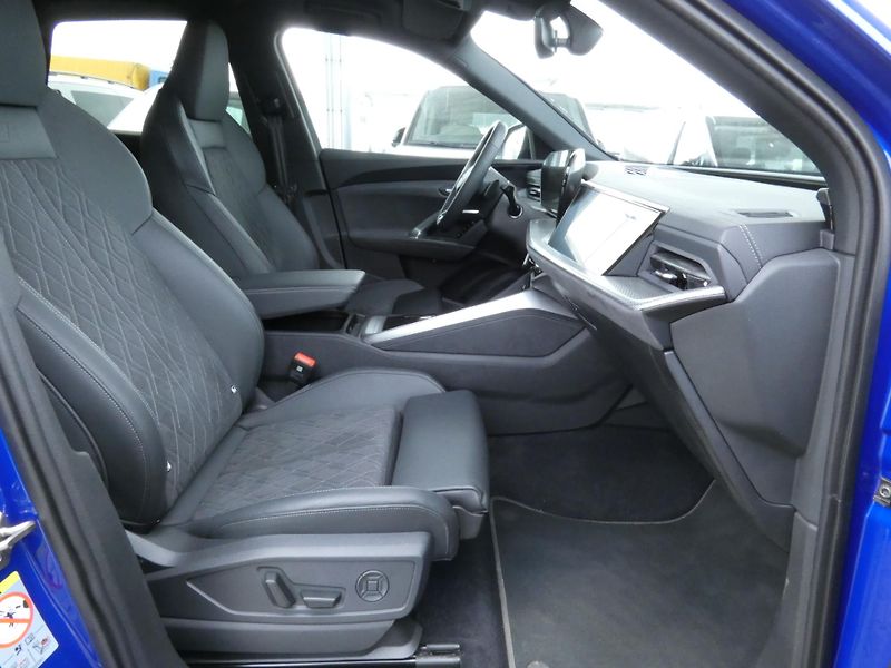 Audi Q5 (2025) S-Line 2.0 TDI 150KW quattro - fotka 20 z 29