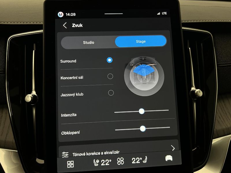 Volvo XC90 T8 AWD RECHARGE ULTRA BRIGHT - fotka 46 z 51