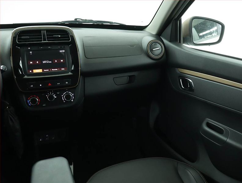 Dacia Spring (2024) Electric 65 (27 kWh), SoH 97% - fotka 8 z 17