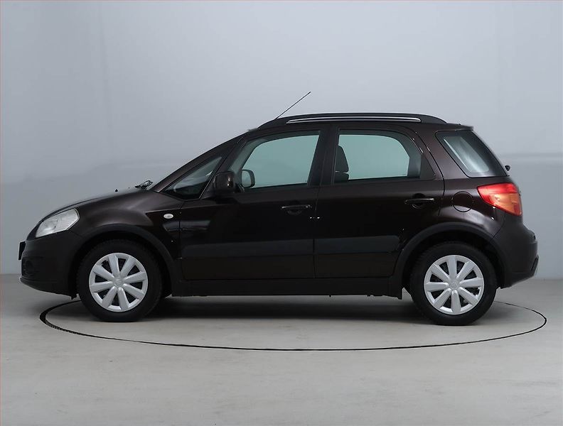 Suzuki SX4 (2014) 1.6 VVT, ČR,1.maj, Serv.kniha - fotka 3 z 15