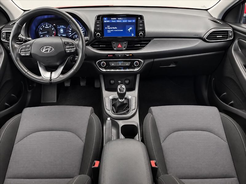 Hyundai i30 1,0 88 KW COMFORT - fotka 9 z 16